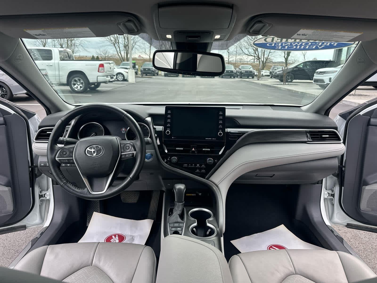 2024 Toyota Camry Hybrid XLE