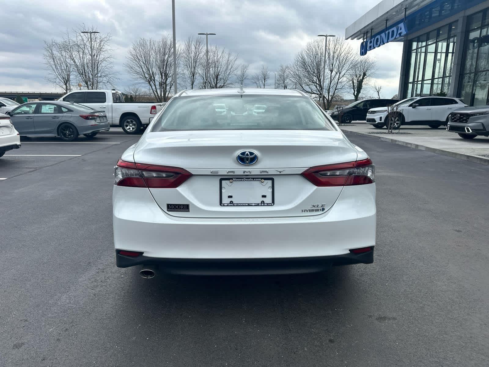 2024 Toyota Camry Hybrid XLE