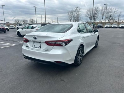 2024 Toyota Camry Hybrid XLE