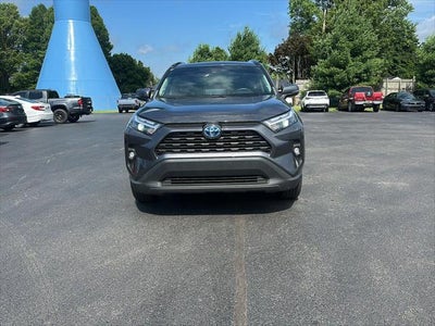2022 Toyota RAV4 Hybrid XLE Premium