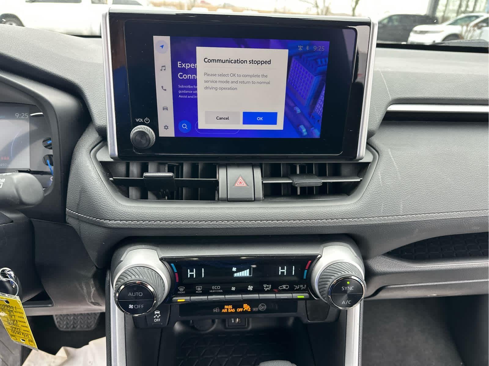 2025 TOYOTA TRUCK RAV4 HYBRID LE