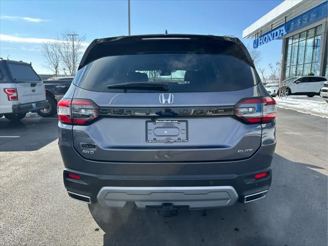 2023 Honda Pilot Elite