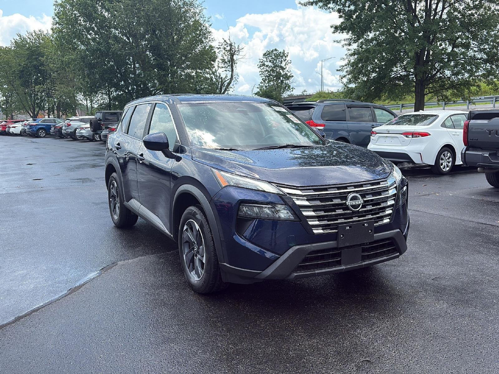 2025 Nissan Rogue SV