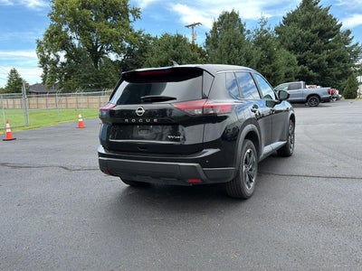 2025 Nissan Rogue SV