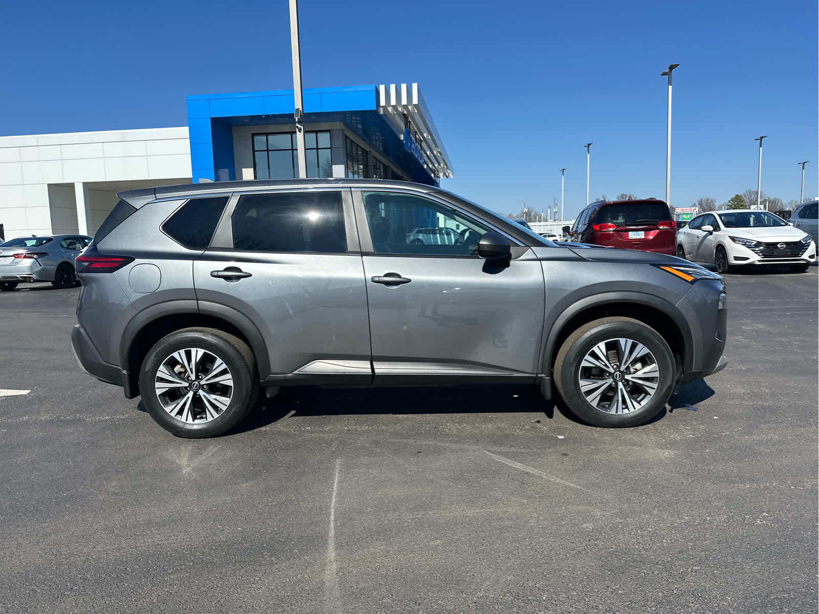 2023 Nissan Rogue SV
