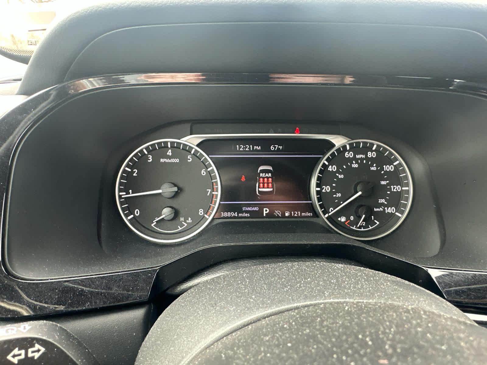 2025 Nissan Pathfinder SV