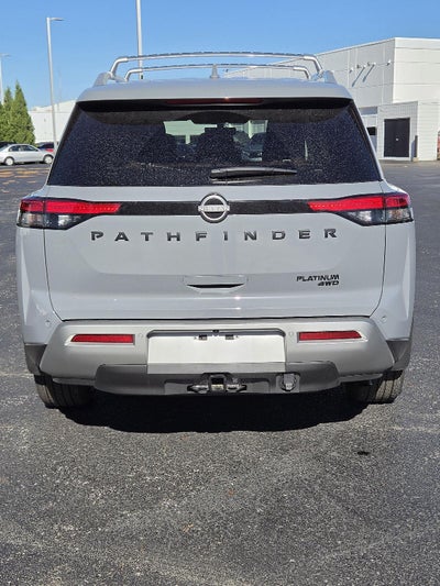 2025 Nissan Pathfinder Platinum