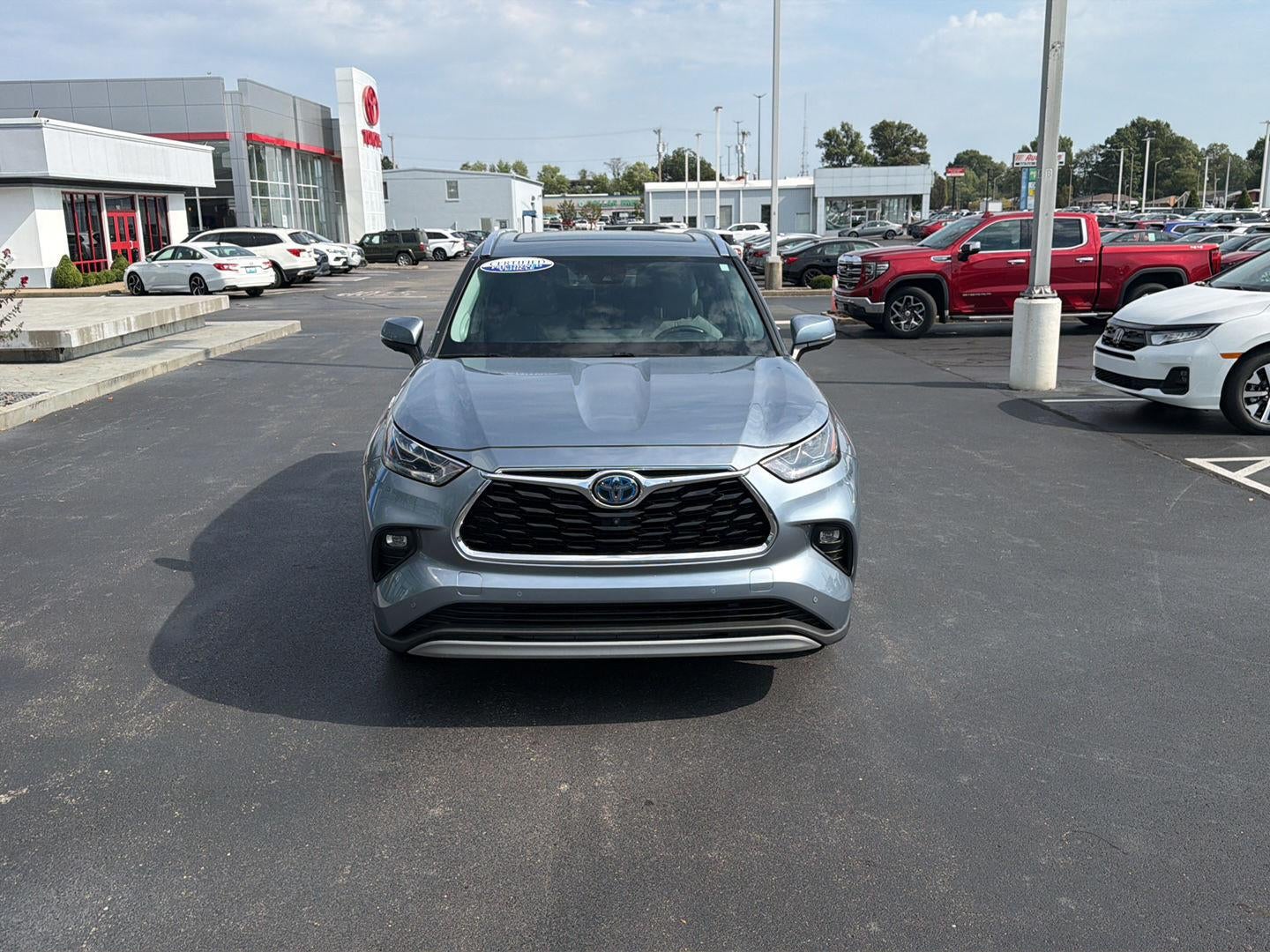 2021 Toyota Highlander Hybrid Platinum