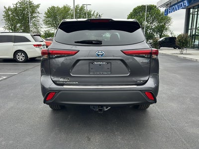 2021 Toyota Highlander Hybrid XLE