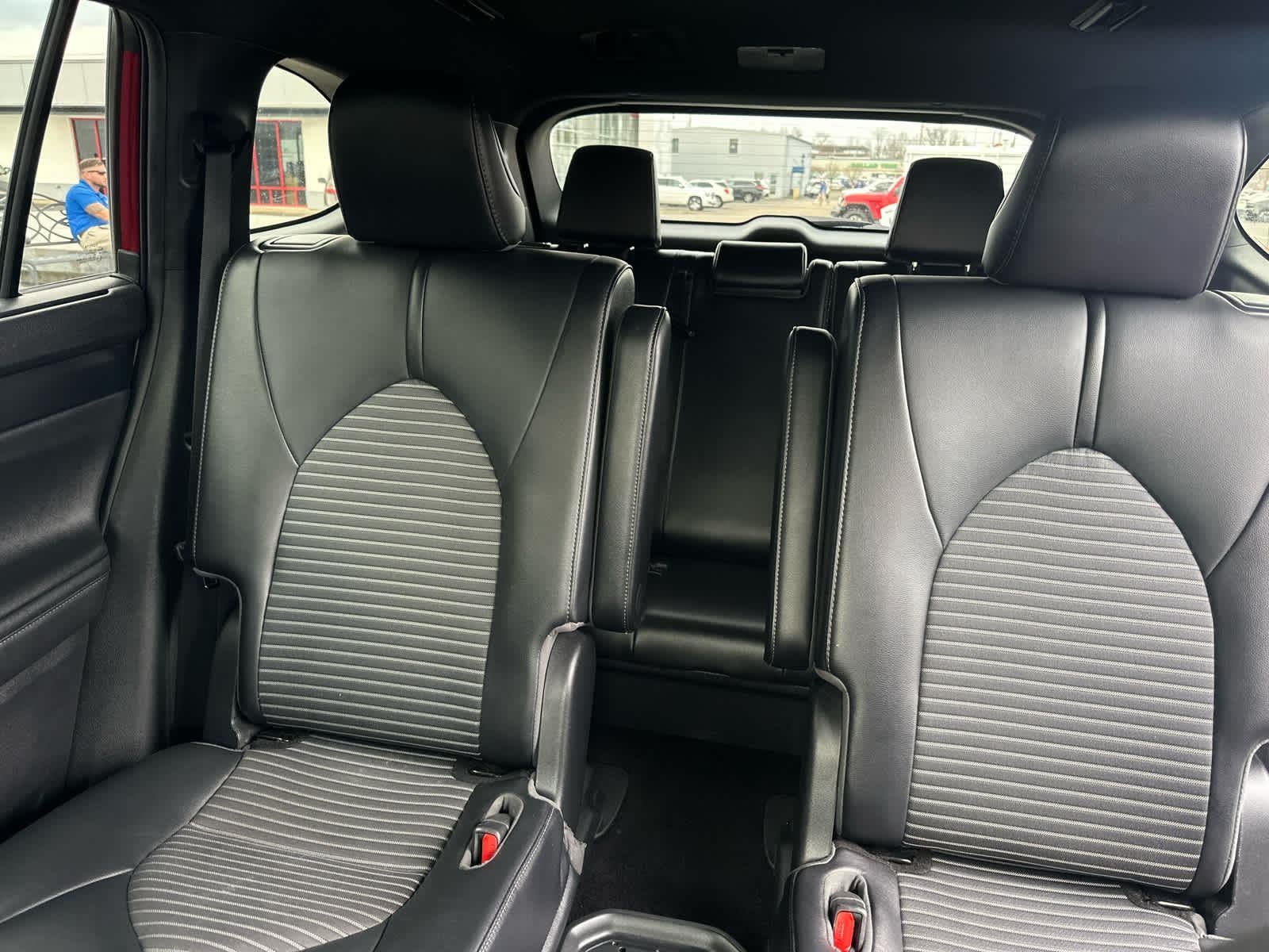 2021 TOYOTA TRUCK HIGHLANDER XSE