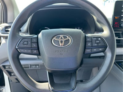 2024 Toyota Sienna LE