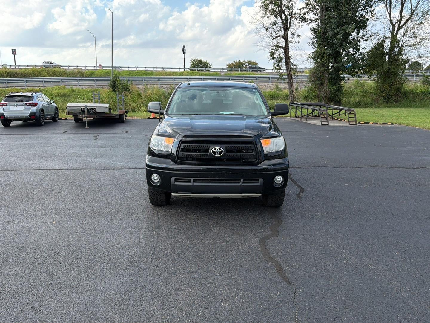 2013 Toyota Tundra Truck CREW 4WD FFV V8 5