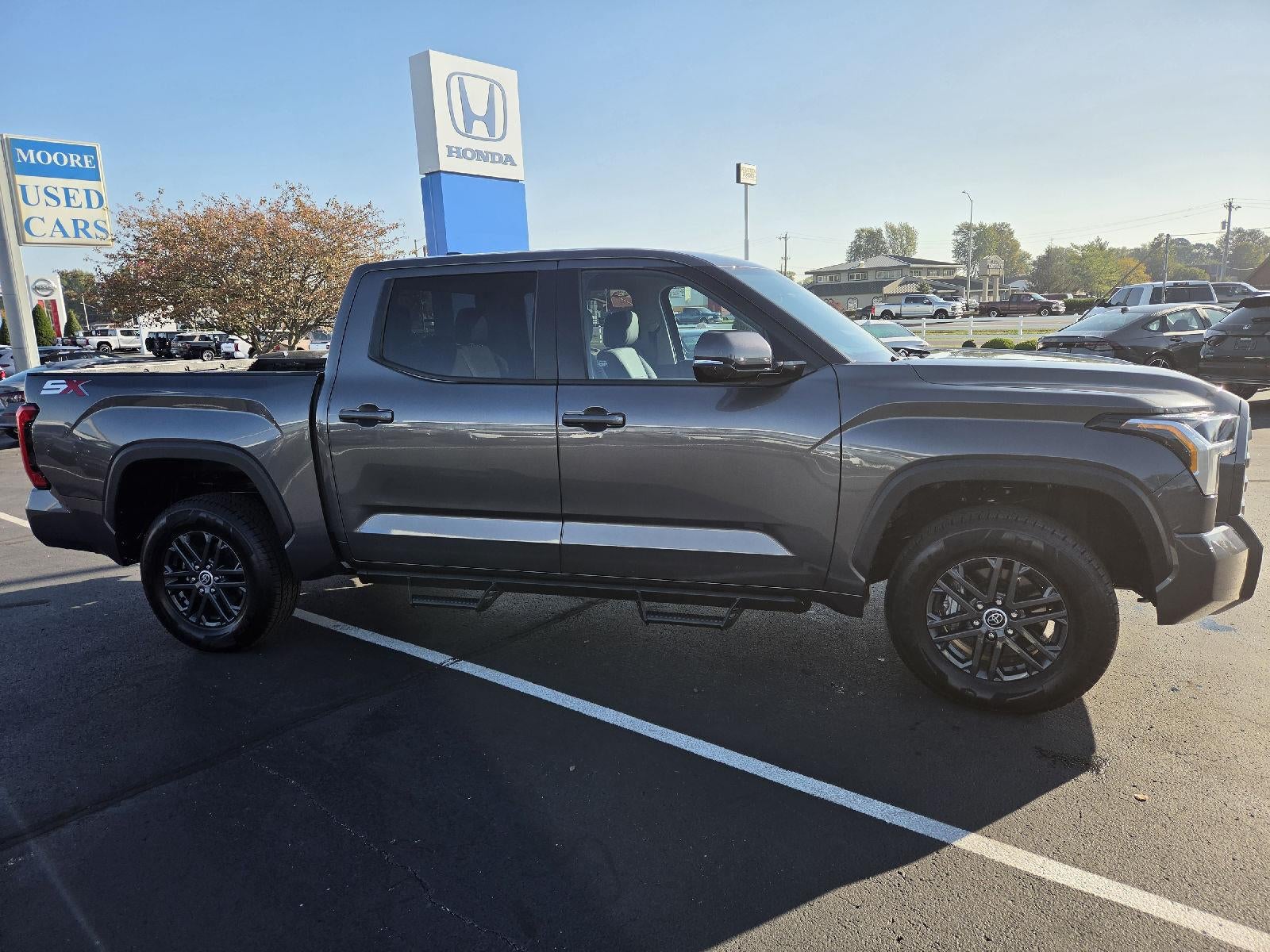 2024 Toyota Tundra SR5
