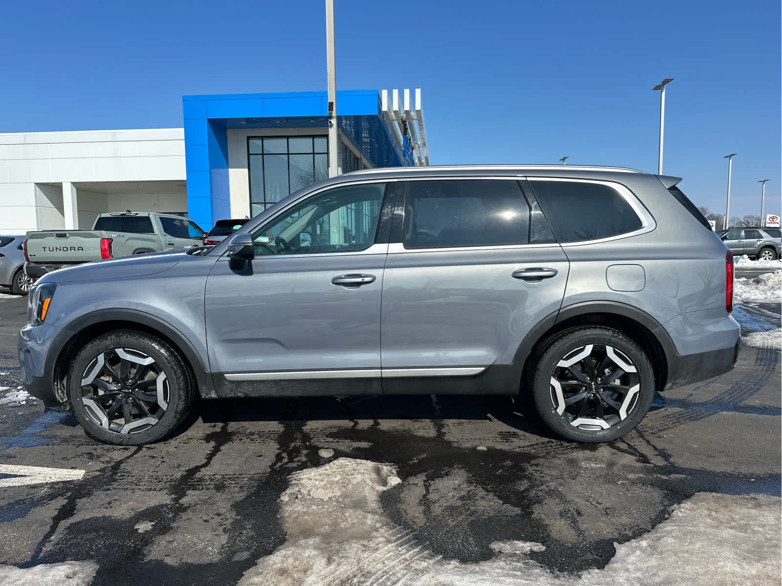 2023 Kia Telluride S