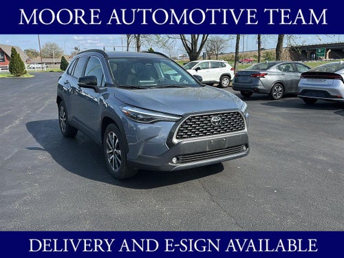 2025 Toyota Corolla Cross XLE