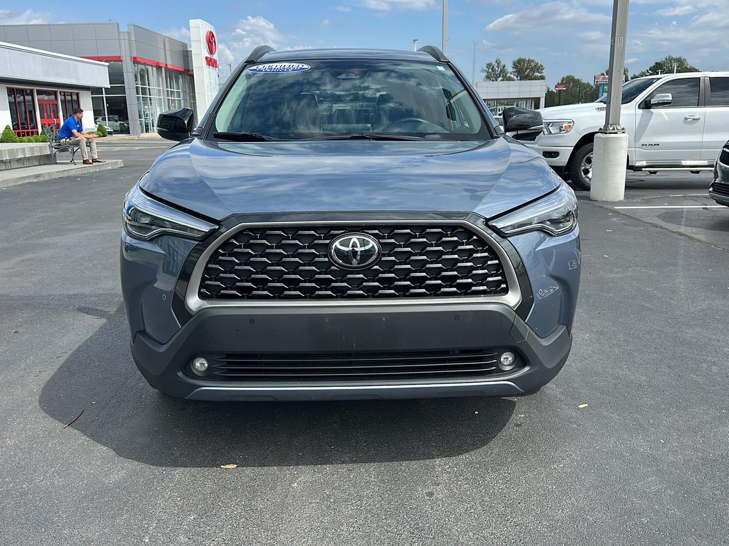 2025 Toyota Corolla Cross XLE