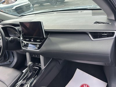 2025 Toyota Corolla Cross XLE