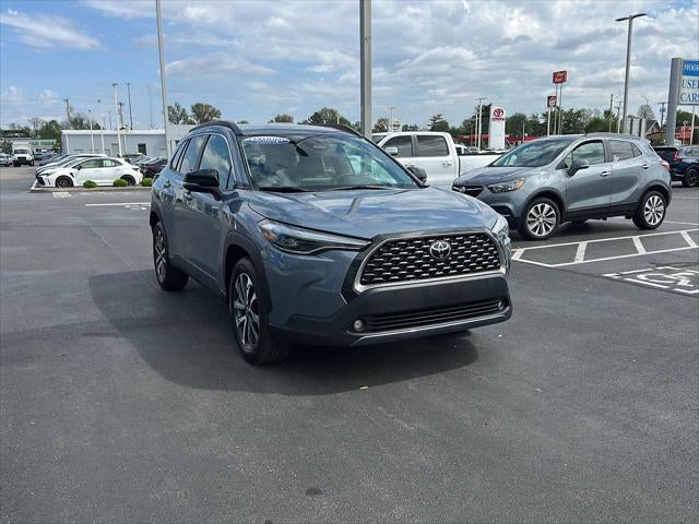 2025 Toyota Corolla Cross XLE