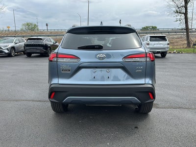 2024 Toyota Corolla Cross XLE