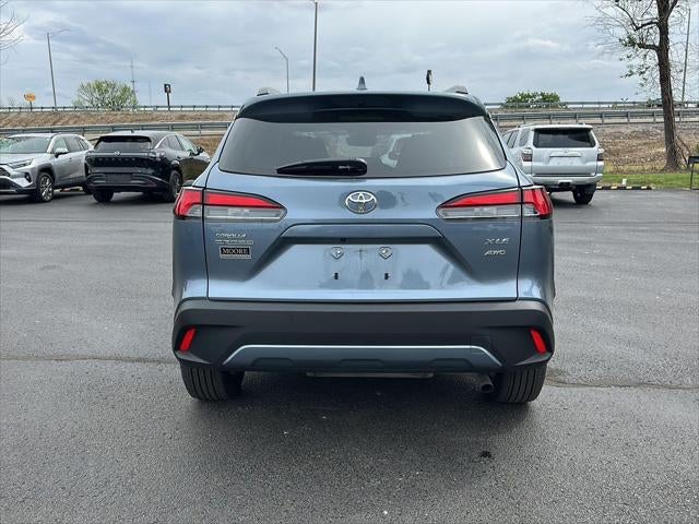 2024 Toyota Corolla Cross XLE