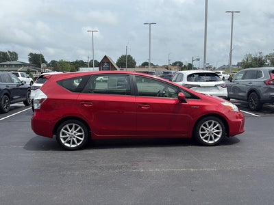 2013 Toyota Prius v Five
