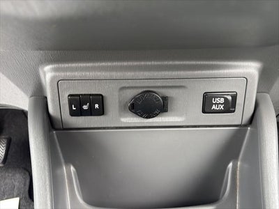 2013 Toyota Prius v Five
