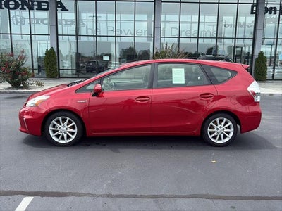 2013 Toyota Prius v Five