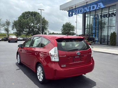 2013 Toyota Prius v Five