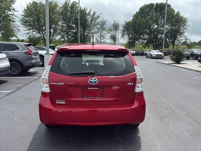2013 Toyota Prius v Five