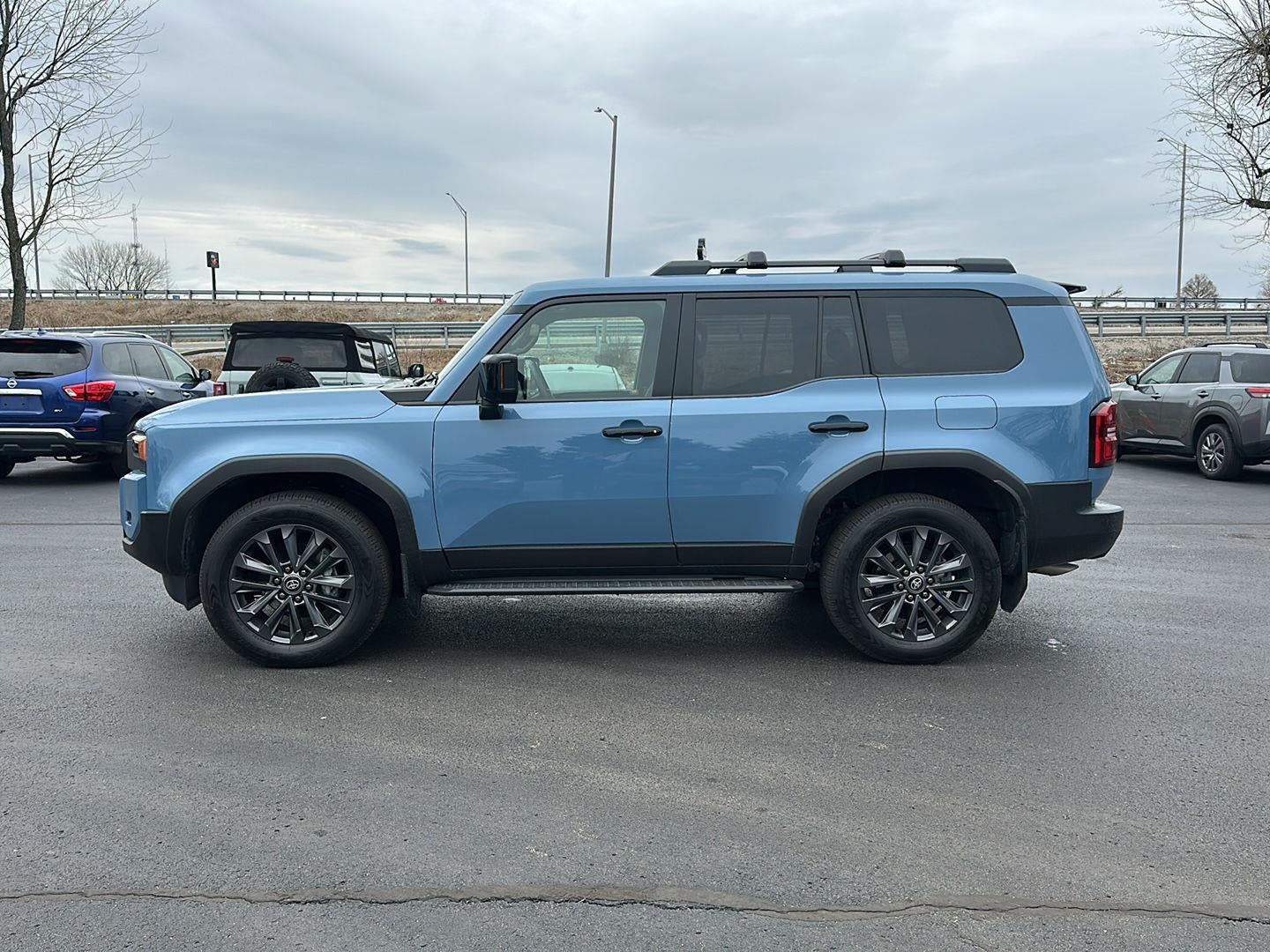 2025 Toyota Land Cruiser 4WD (Natl)