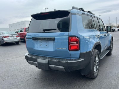 2025 Toyota Land Cruiser 4WD (Natl)