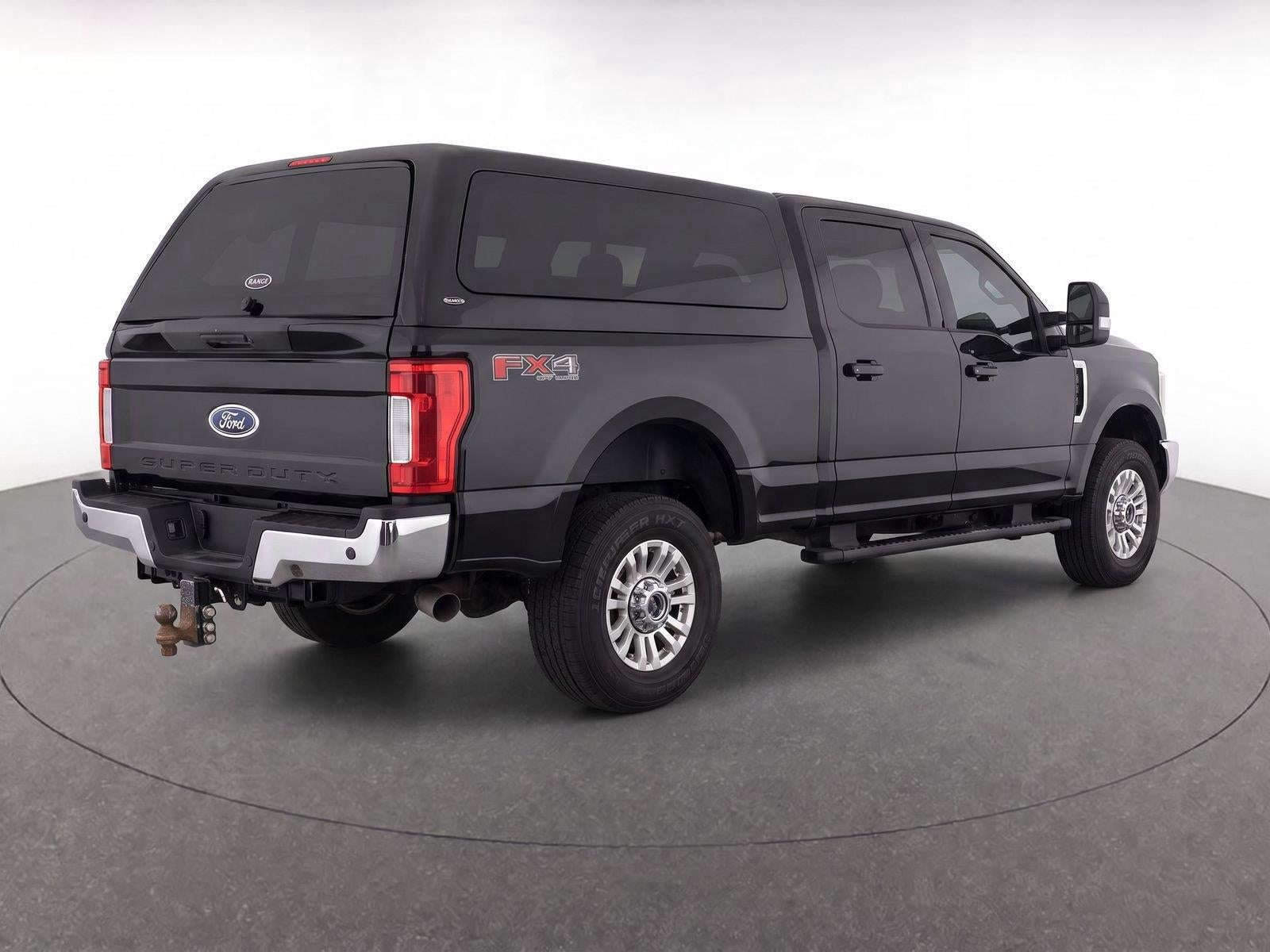 2017 Ford Super Duty F-250 SRW Lariat
