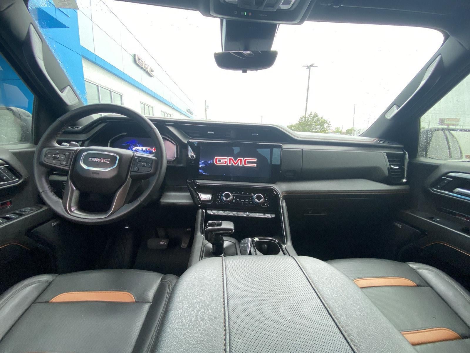 2024 GMC Sierra 1500 AT4