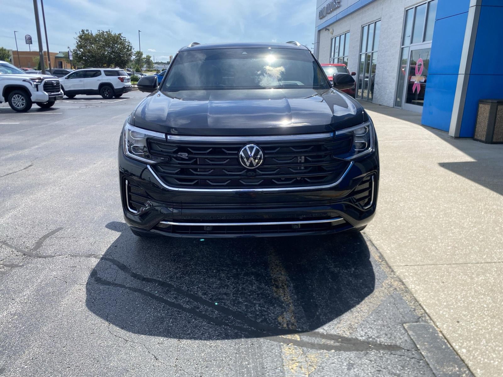 2026 Volkswagen Atlas Cross Sport 2.0T SEL Premium R-Line