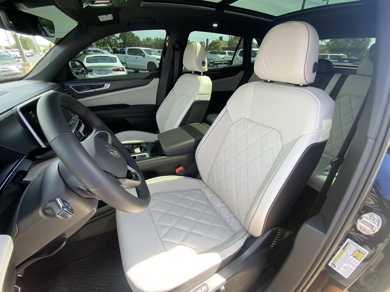 2026 Volkswagen Atlas Cross Sport 2.0T SEL Premium R-Line