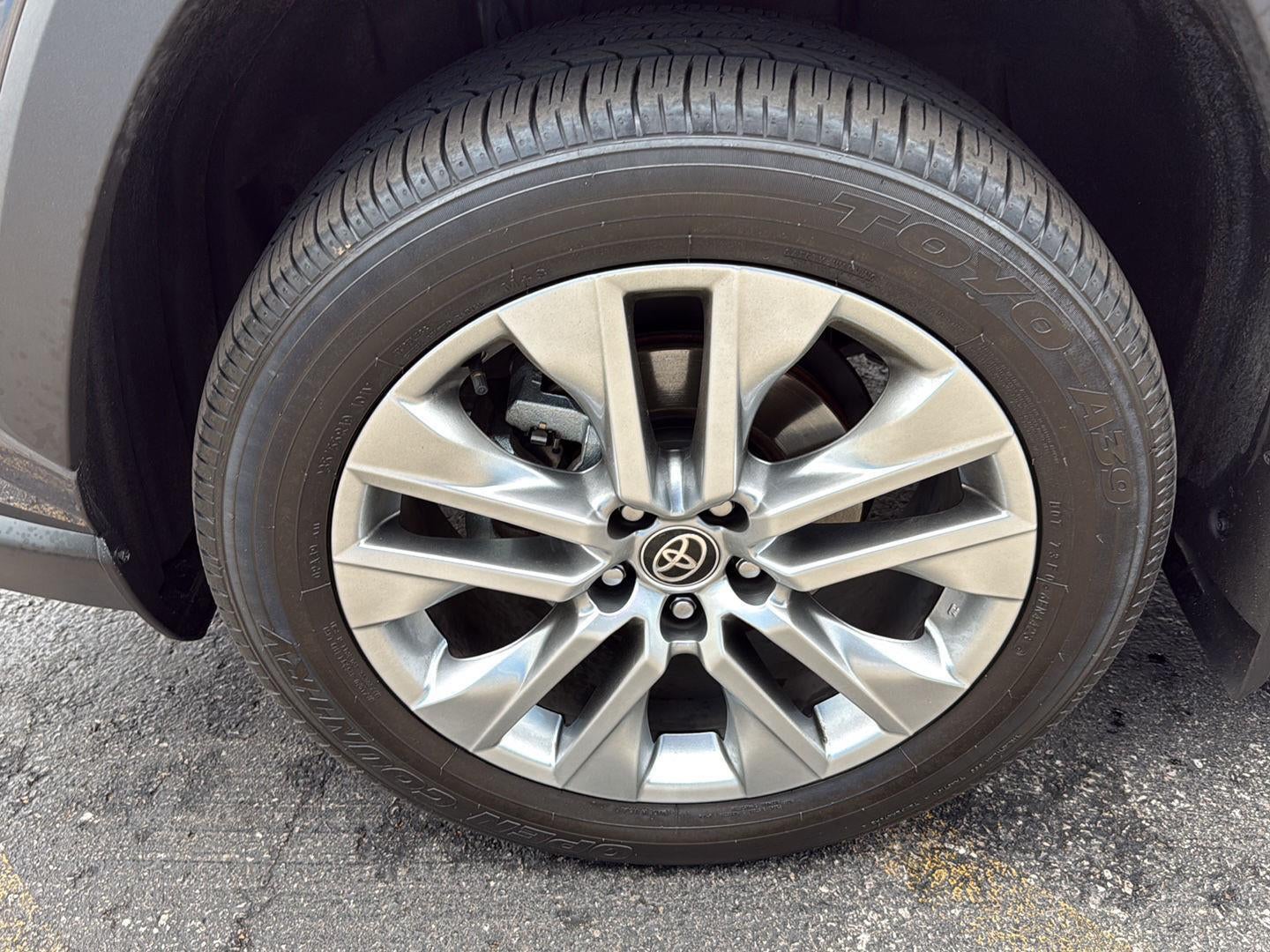 2024 Toyota RAV4 XLE Premium - Photo 5