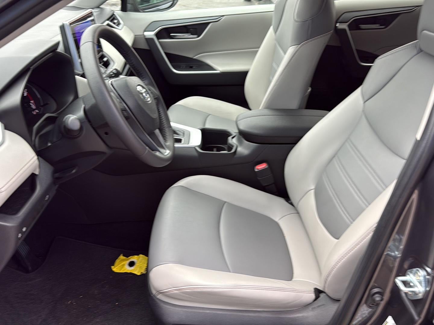 2024 Toyota RAV4 XLE Premium - Photo 7