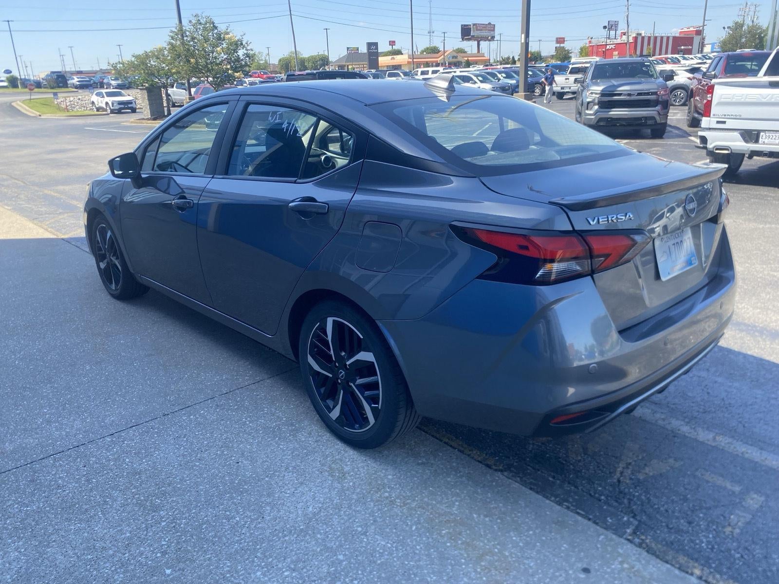 2024 Nissan Versa Sedan SR - Photo 9