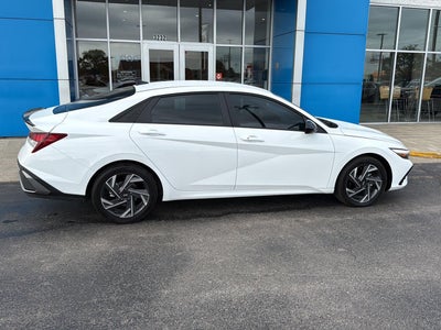 2025 Hyundai Elantra SEL Sport