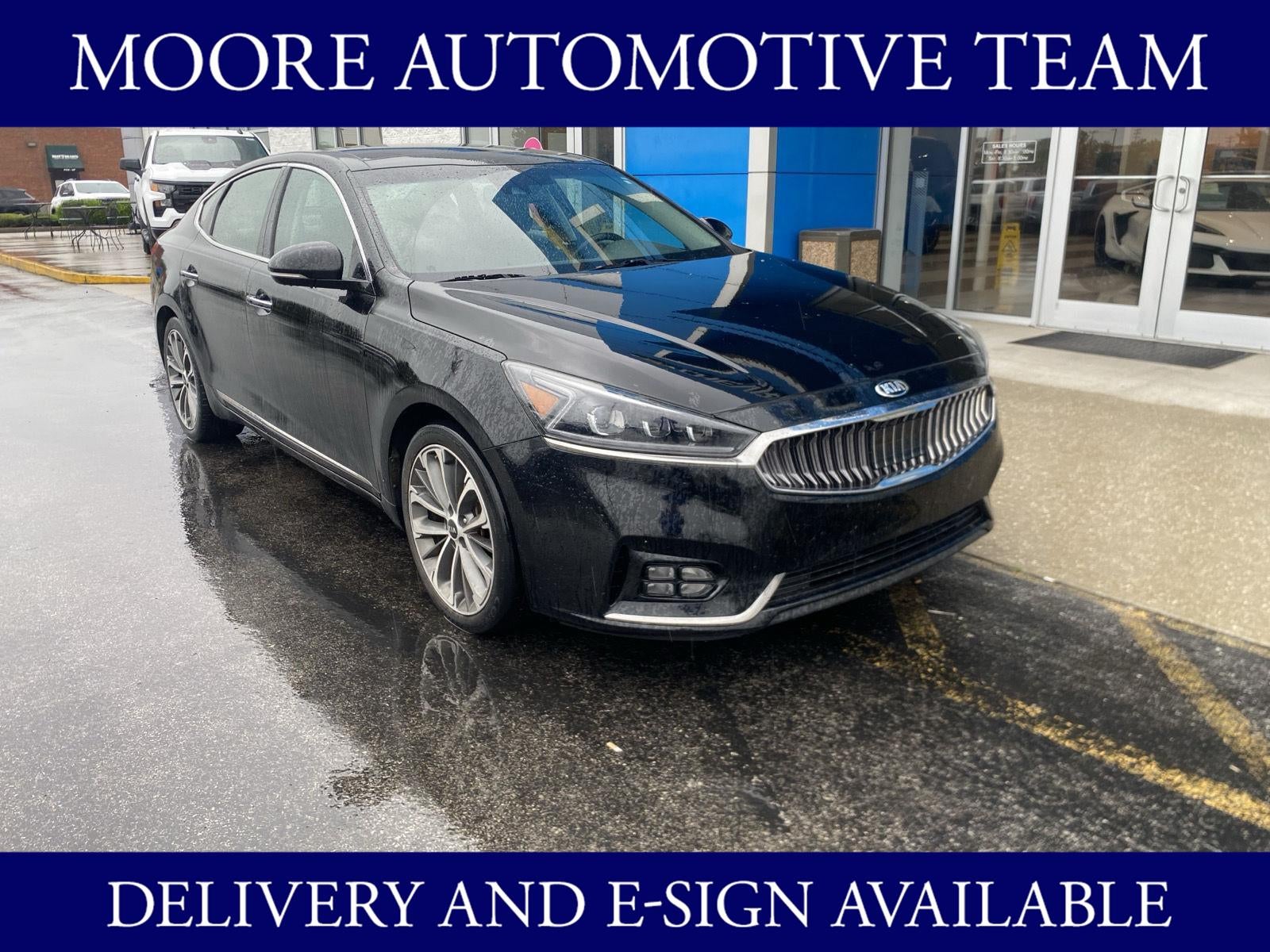 2019 Kia Cadenza Technology's photo