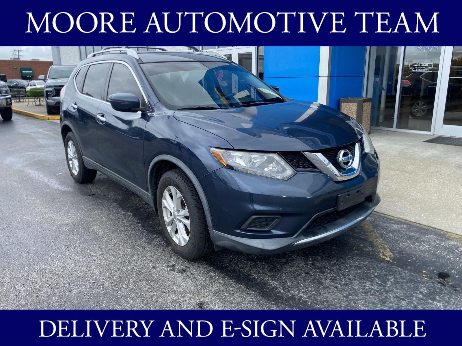 2016 Nissan Rogue SV FWD's photo